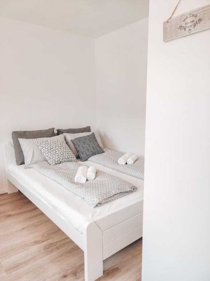 Studio Apartment Sanya Λιουμπλιάνα Εξωτερικό φωτογραφία